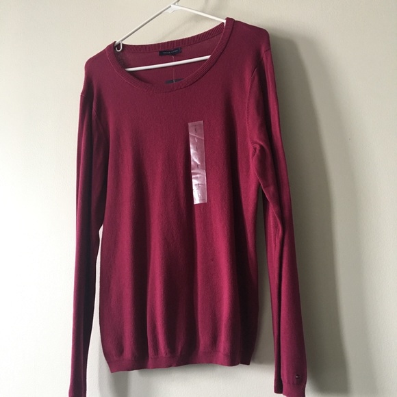 Tommy Hilfiger Sweater 💘 - Picture 1 of 4